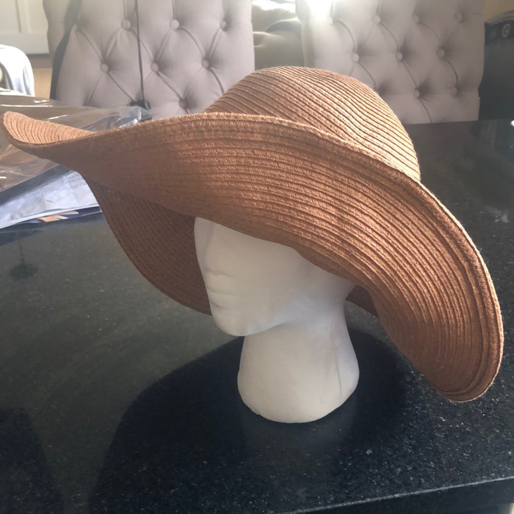 Floppy Summer Straw Hat